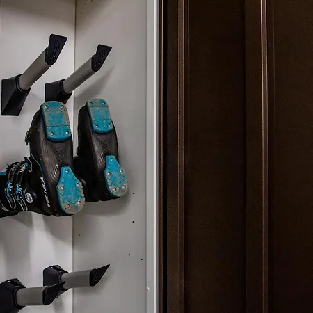 Gate - Main Street By Cervino View Experience